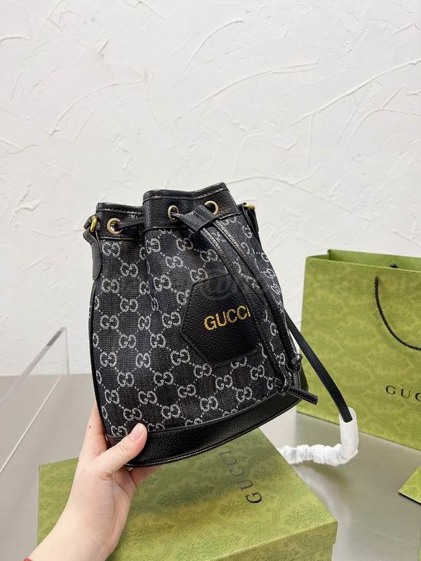 Gucci Handbags 9